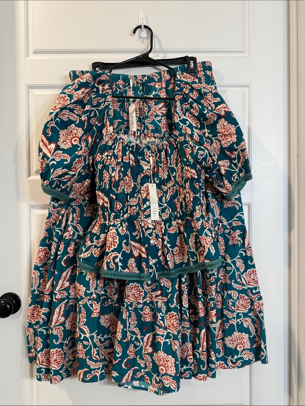 Mahila smocked puff sleeve top and skirt XL NWT